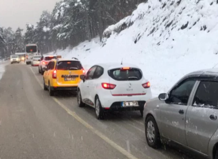 Foto - Okul tatilinde akın ettiler! Milletin keyfi gıcır Uludağ'da Sömestri Tatili Yoğunluğu