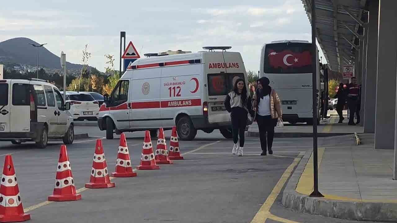 Okulda tavuklu pilav paniği: 19 öğrenci hastanelik oldu