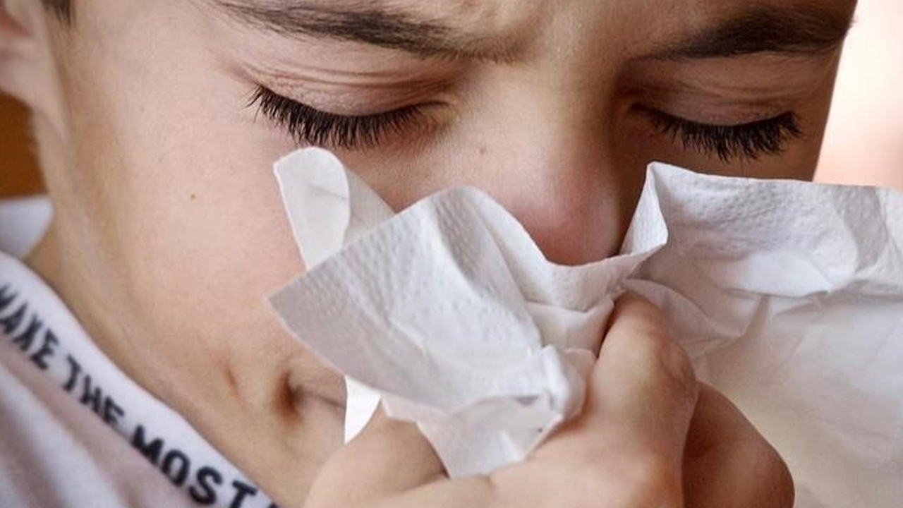 Foto - Uzman isimden hem öğrenci hem de ebeveynlere kritik uyarı: Düşmeyen ateşe dikkat