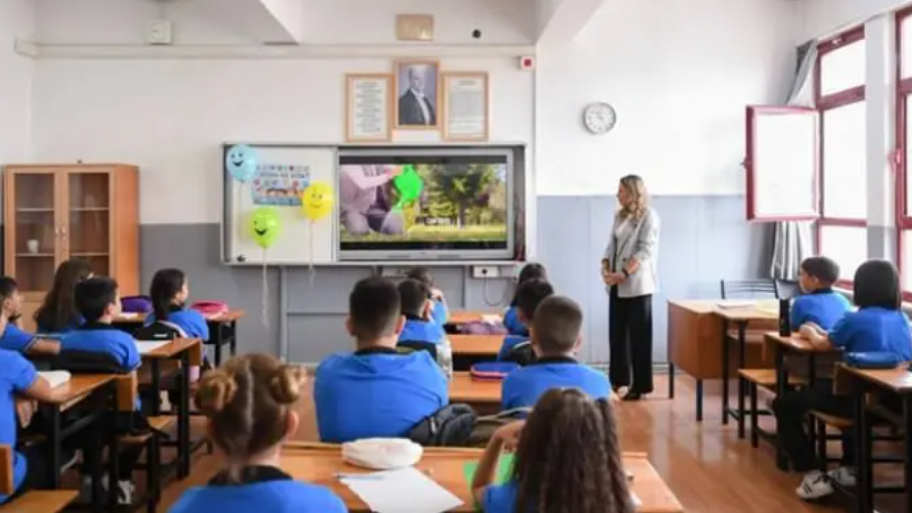 Okullar ne zaman açılıyor? MEB takvimi yayınladı!