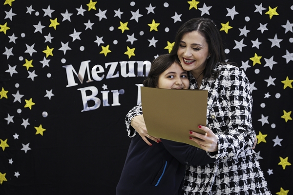 Foto - Okullarda karne heyecanı