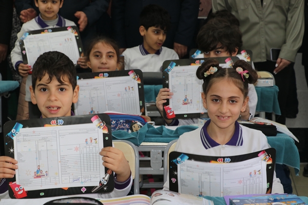 Foto - Okullarda karne heyecanı