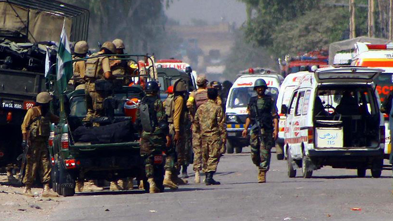Foto - Olacak iş değil! Türkiye'nin dostu iki Müslüman ülke çatışmaya başladı: Çok sayıda ölü var