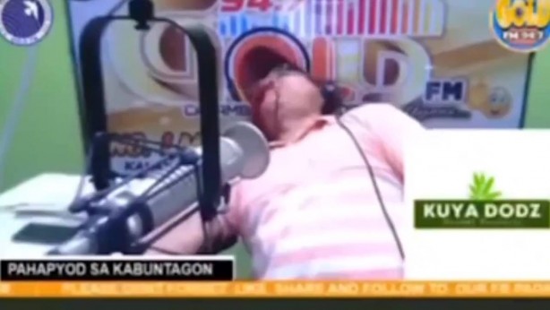 Foto - Olacak şey değil! O ünlü gazeteci canlı yayında öldürüldü! Herkes şokta