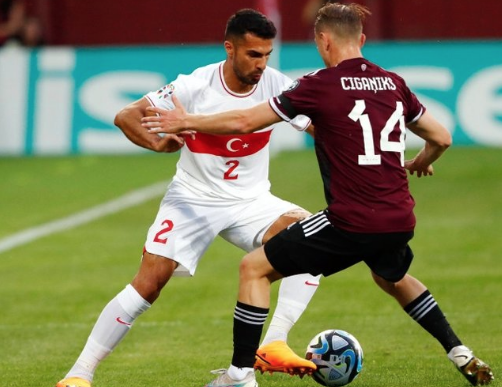 Foto - Olanlar oldu: Galatasaray'dan milli yıldıza kanca! Kiralama formülü masada