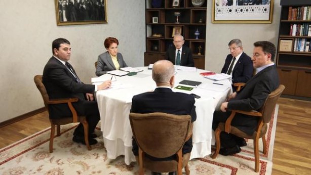 Foto - Olay açıklama: Meral Akşener'in Mansur Yavaş ve Ekrem İmamoğlu çağrısını o isim kabul edip aday olacak