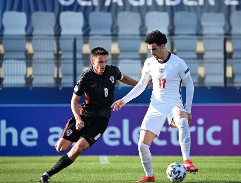 Foto - Olay futbolcu teklifi: Fenerbahçe'ye yeni 6 numara! Kanarya sağ gösterip sol vuracak