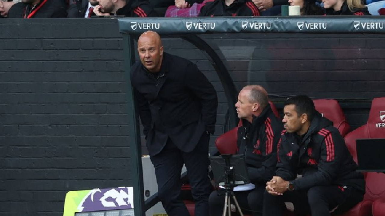 Foto - Olay Salah kararı, İngilizleri de şaşırttı! Peki Slot, 5-0’lık galibiyet yüzünden Van Bronckhorst’un etkisinde mi kaldı?
