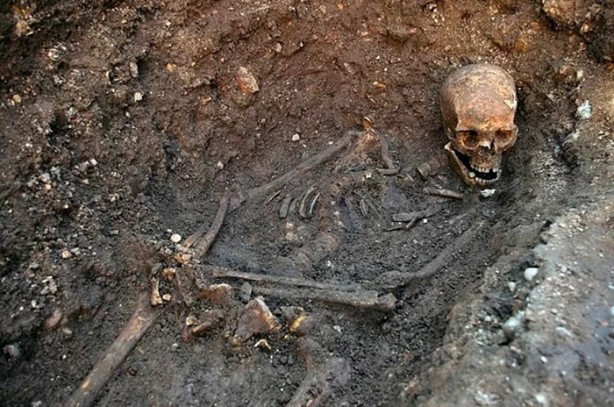 Foto - Öldüğümüz zaman bedenimize bunlar oluyor