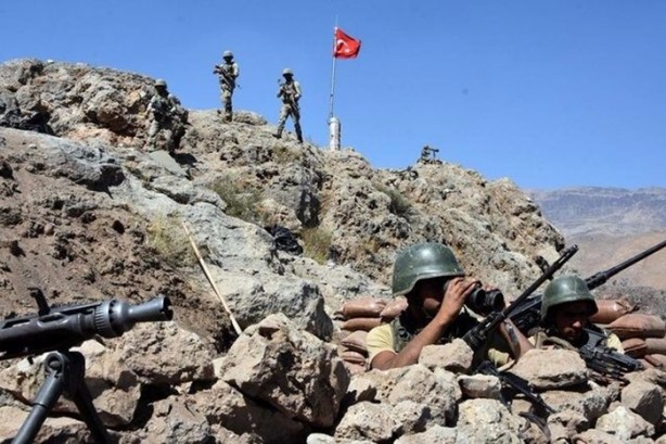 Foto - Öldürülen teröristlerin ceplerinden çıktı!