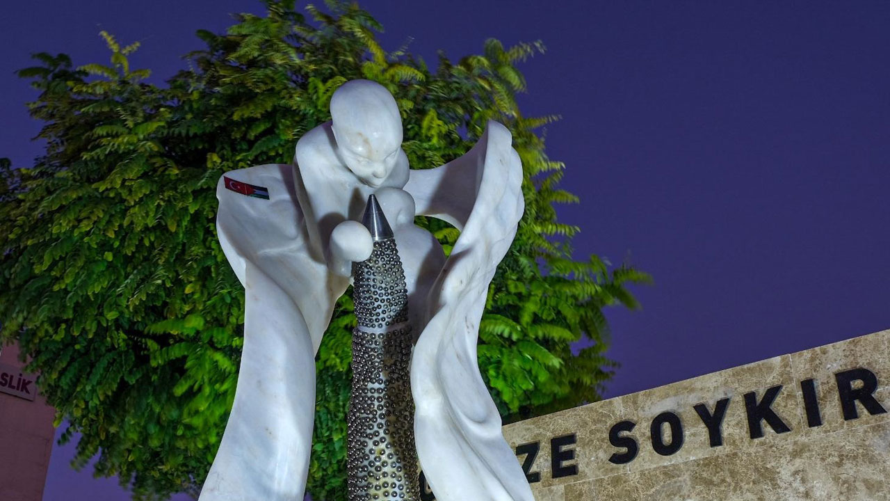 Foto - Ölen çocuklara adandı! Gazze’de katledilenler için Mardin’de anıt