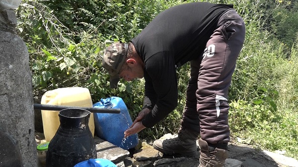 Foto - Olimpiyatlara böyle hazırlanıyor! İnanılır gibi değil 10 yıldır dağda tek başına yaşıyor