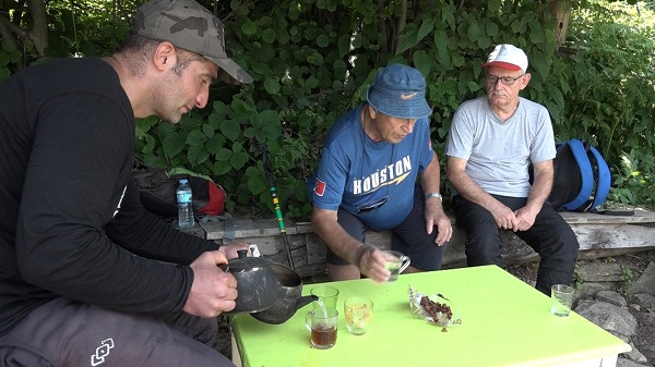 Foto - Olimpiyatlara böyle hazırlanıyor! İnanılır gibi değil 10 yıldır dağda tek başına yaşıyor