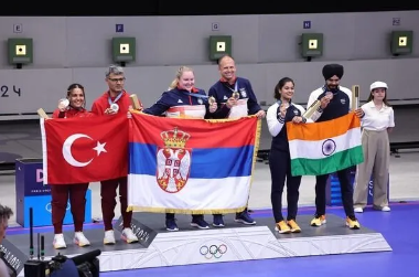 Foto - Olimpiyatlarda ekipmansız eli cebinde madalya kazanan Yusuf Dikeç bakın kimmiş! Dünya onu konuşuyor