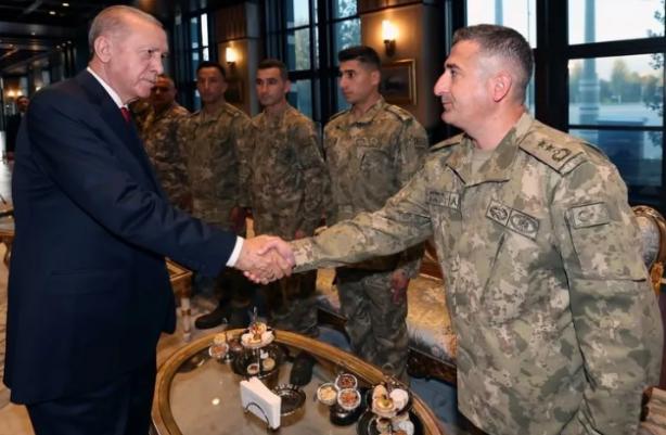 Foto - Olimpiyatta derece almışlardı! Erdoğan sporcu askerleri ağırladı