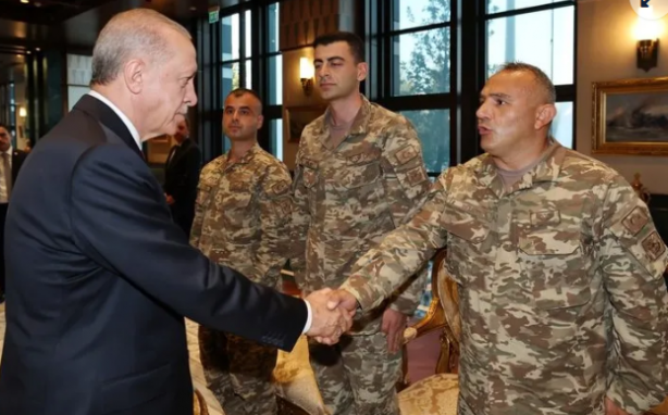 Foto - Olimpiyatta derece almışlardı! Erdoğan sporcu askerleri ağırladı