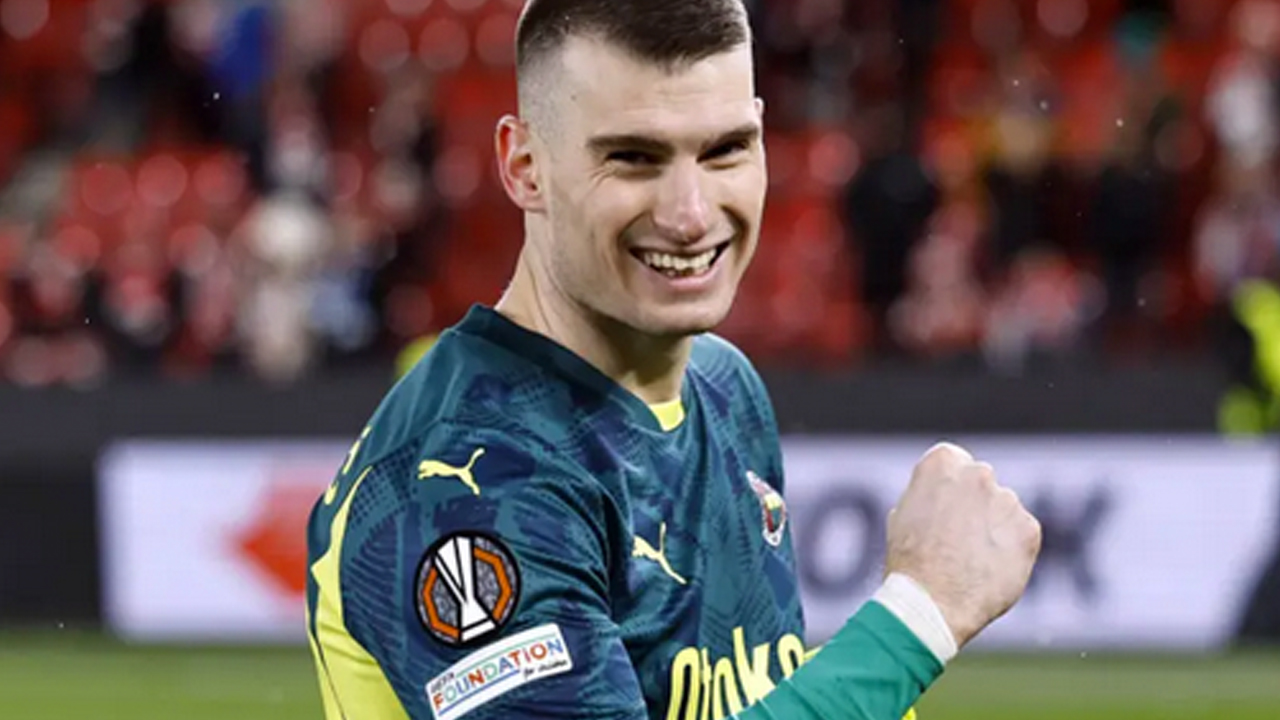 Olmayınca olmuyor işte, o maya tutmadı ve geldiği gibi gidiyor! Büyük fiyasko bu...