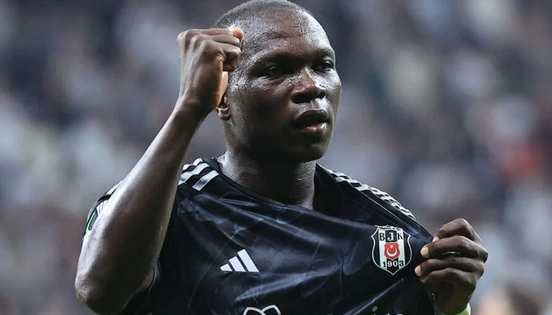 Foto - Olmaz olsun senin gibi bir futbolcu! Böylesi daha önce ne duyuldu ne görüldü! Derhal gönderin şu densizi...