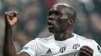 Foto - Olmaz olsun senin gibi bir futbolcu! Böylesi daha önce ne duyuldu ne görüldü! Derhal gönderin şu densizi...