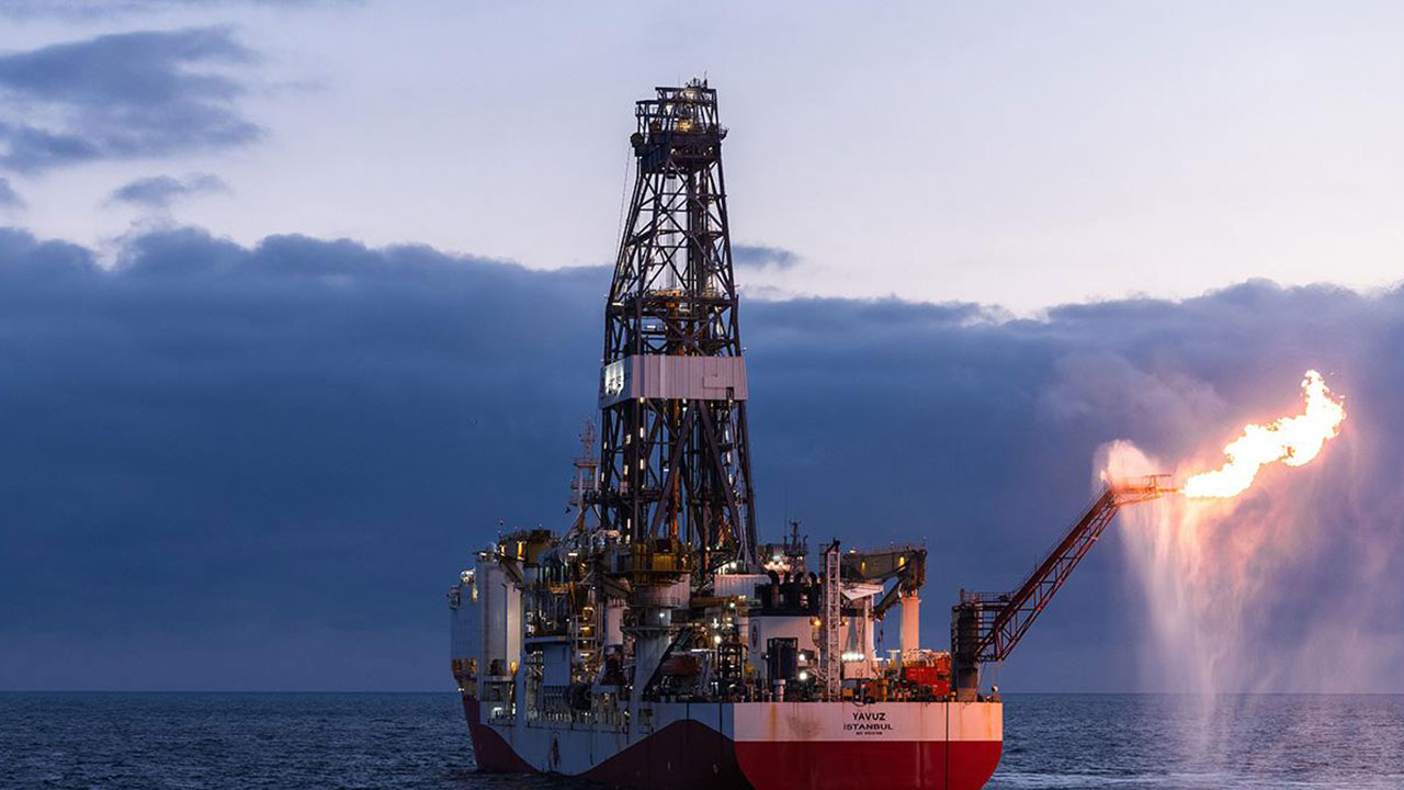 Foto - Oluk oluk petrol akıyor! Türkiye resmen hazine buldu