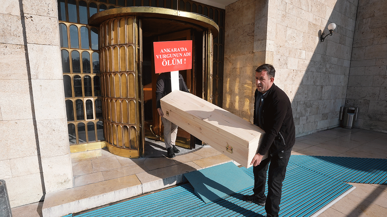 Foto - Ölüler üzerinden vurgun yapan utanmaz Mansur! 80 milyon liralık yolsuzluk