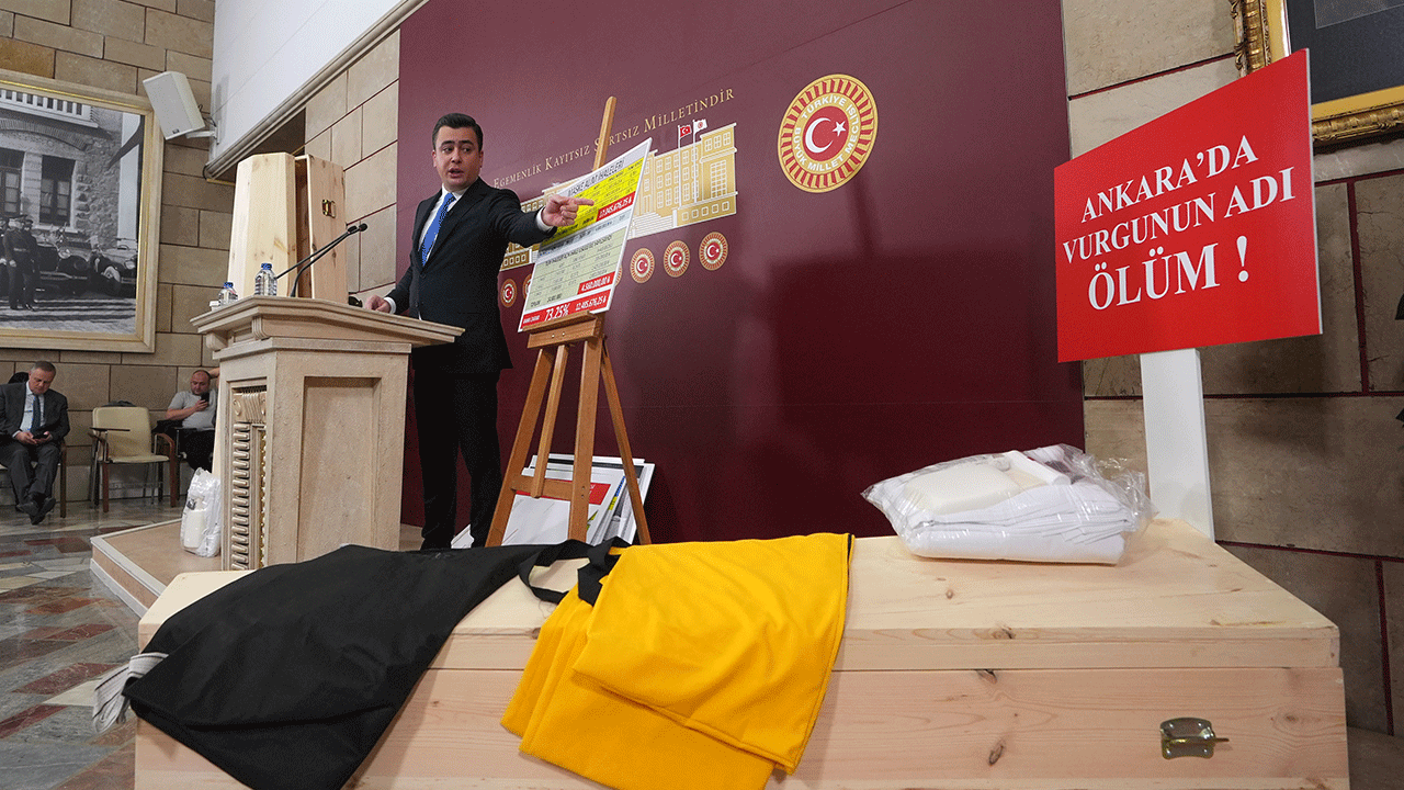 Ölüler üzerinden vurgun yapan utanmaz Mansur! 80 milyon liralık yolsuzluk