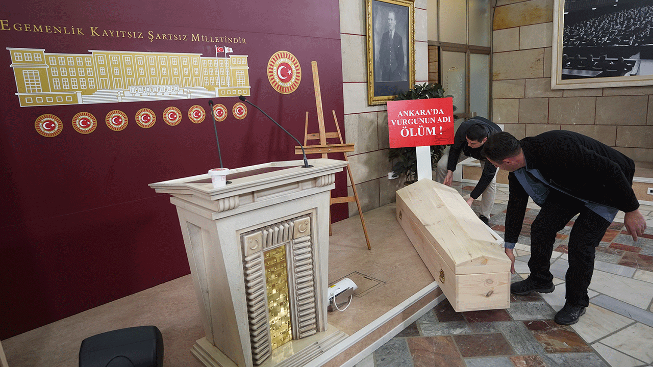 Foto - Ölüler üzerinden vurgun yapan utanmaz Mansur! 80 milyon liralık yolsuzluk