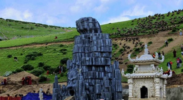 Foto - Ölülerine öyle bir şey yapıyorlar ki!