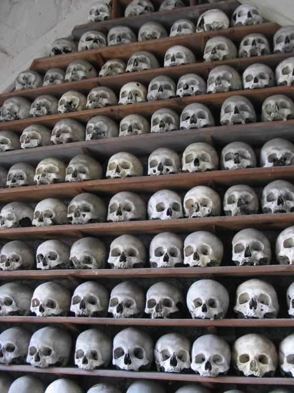 Foto - Ölülerine öyle bir şey yapıyorlar ki!