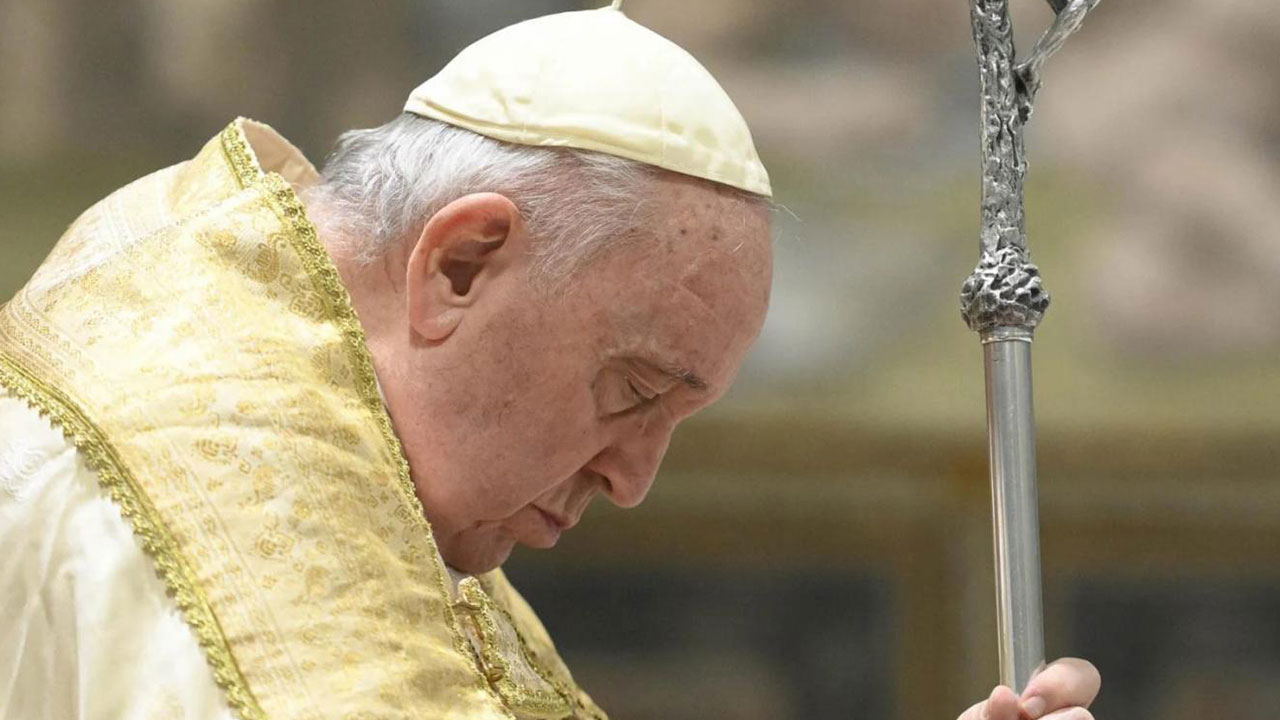 Foto - Ölümden dönen Papa'nın Türkiye'yi ziyaret etme ısrasının arkasında Bolu mu var? Şüphe uyandırdı