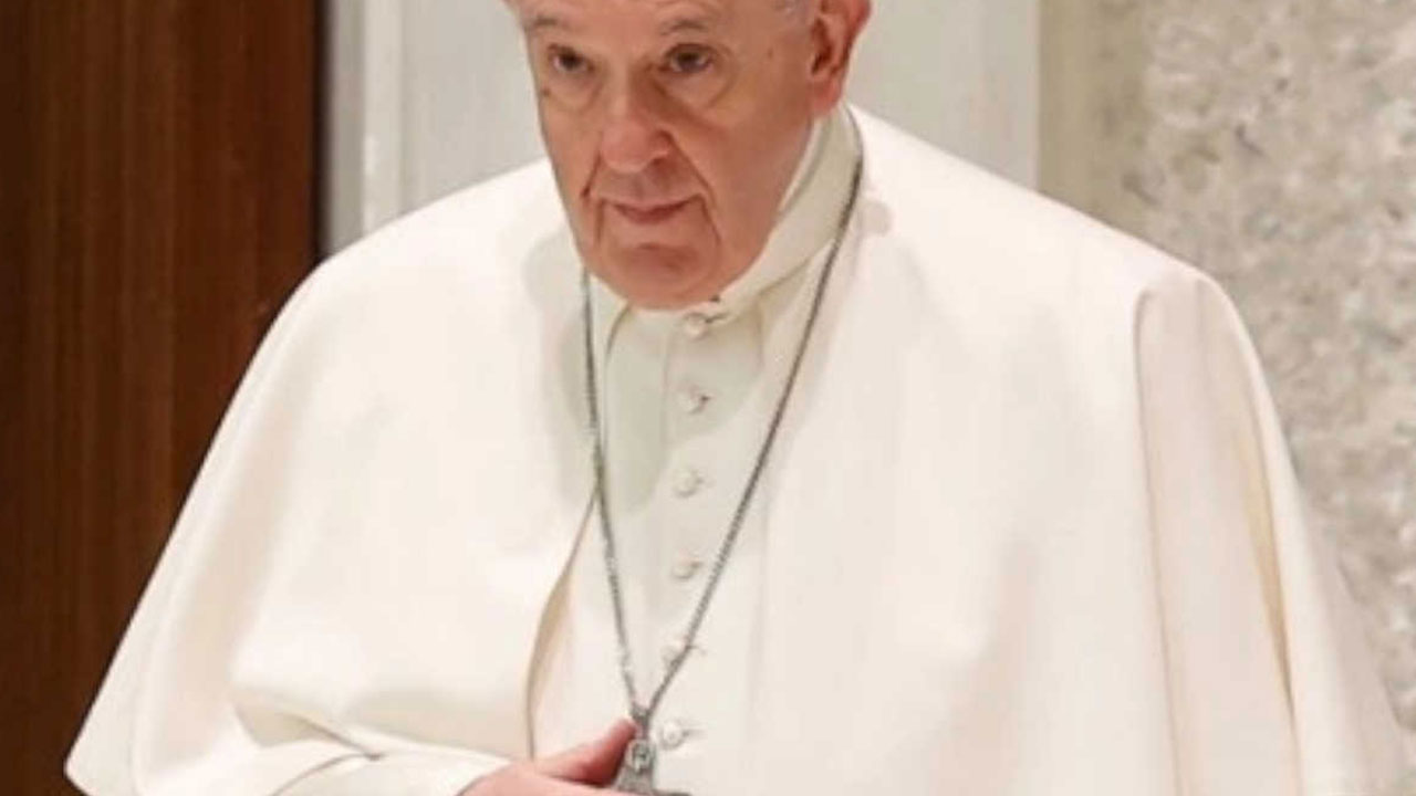 Foto - Ölümden dönen Papa'nın Türkiye'yi ziyaret etme ısrasının arkasında Bolu mu var? Şüphe uyandırdı