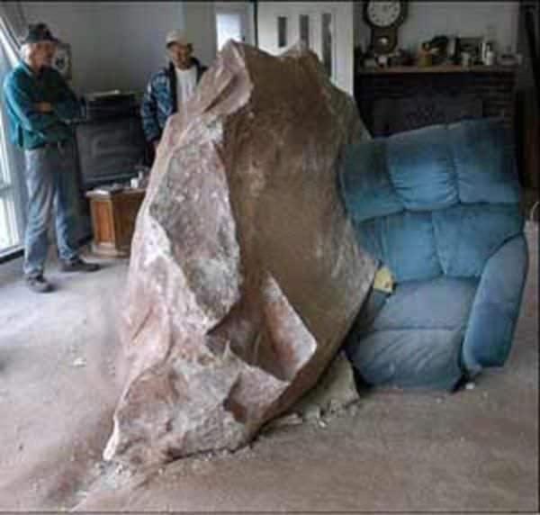 Foto - Ölümden kıl payı kurtuldular!