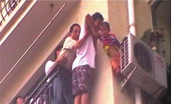 Foto - Ölümden kıl payı kurtuldular!