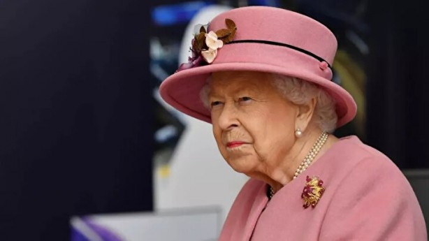 Foto - Ölümünün ardından ortaya çıktı! Kraliçe evlenmek için bakın ne yapmış