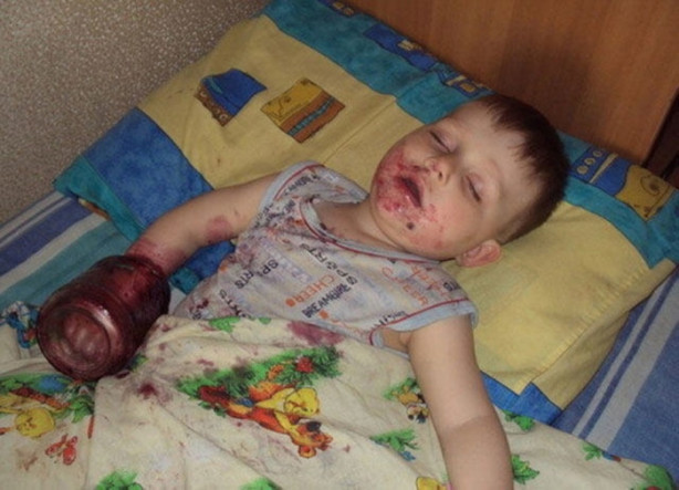 Foto - Olur olmadık yerlerde uyuyakalmış sevimli çocuklar