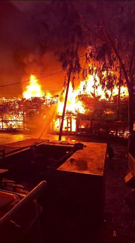 Olympos'ta Kadir's Ağaç Evleri ikinci kez tamamen yandı