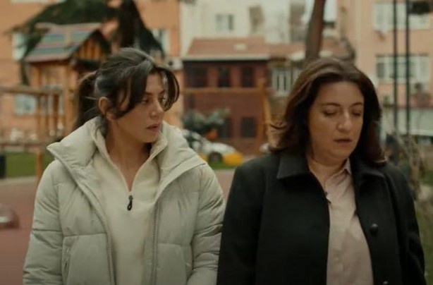 Foto - Ömer dizisine tepki üstüne tepki! Öz kardeşini emzirdi