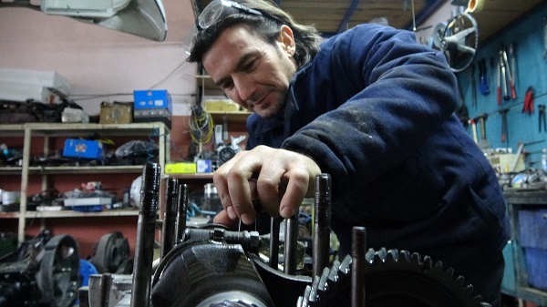 Foto - Ömrünü bu işe adadı! Türkiye'nin dört bir yanından talep yağıyor