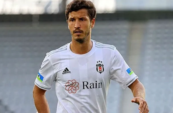 Onana’nın maaşını duyan Salih Beşiktaş’a rest çekti 