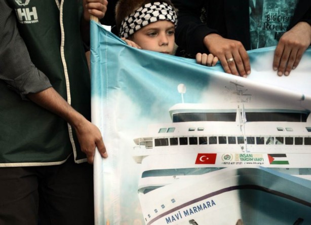 Foto - Onbinlerce Müslüman Mavi Marmara ve Filistin için yürüdür
