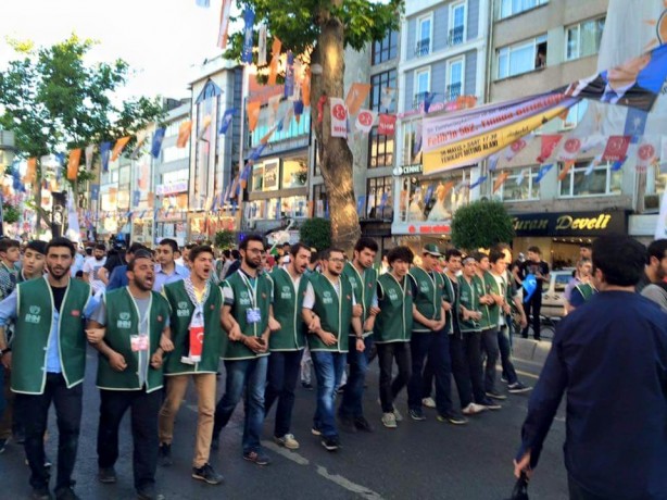 Foto - Onbinlerce Müslüman Mavi Marmara ve Filistin için yürüdür