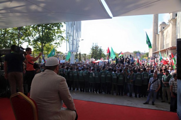 Foto - Onbinlerce Müslüman Mavi Marmara ve Filistin için yürüdür
