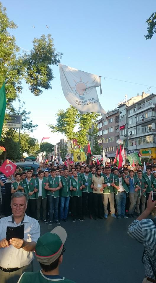 Foto - Onbinlerce Müslüman Mavi Marmara ve Filistin için yürüdür