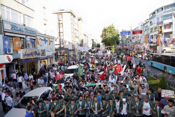 Foto - Onbinlerce Müslüman Mavi Marmara ve Filistin için yürüdür