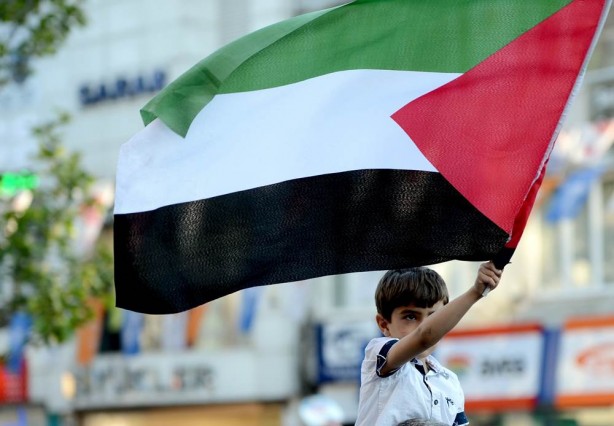 Foto - Onbinlerce Müslüman Mavi Marmara ve Filistin için yürüdür