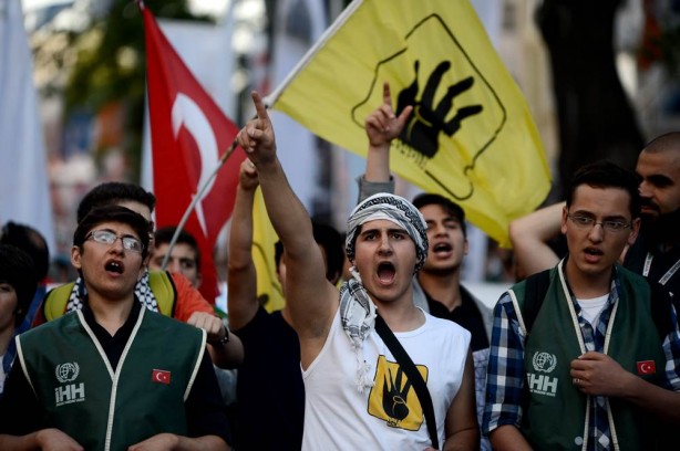 Foto - Onbinlerce Müslüman Mavi Marmara ve Filistin için yürüdür