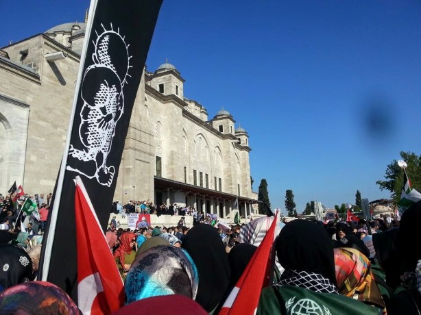 Foto - Onbinlerce Müslüman Mavi Marmara ve Filistin için yürüdür