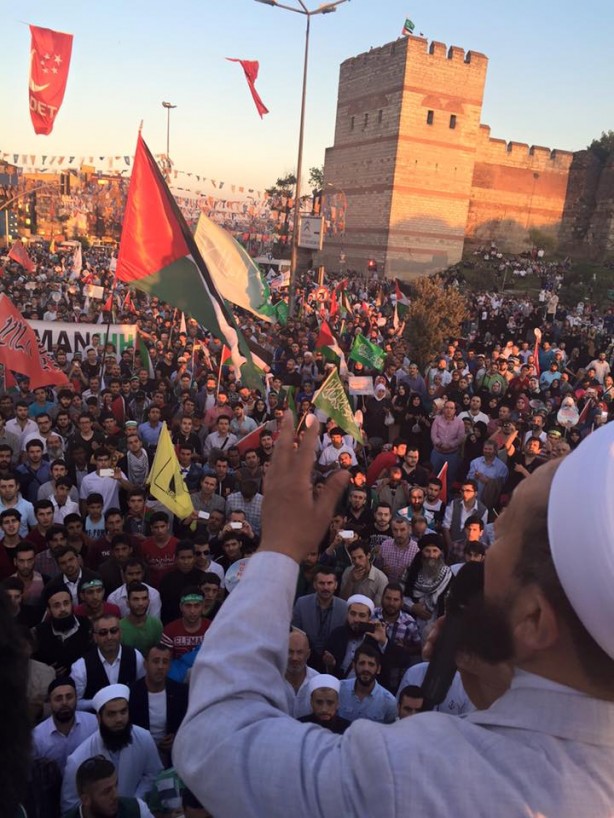 Foto - Onbinlerce Müslüman Mavi Marmara ve Filistin için yürüdür