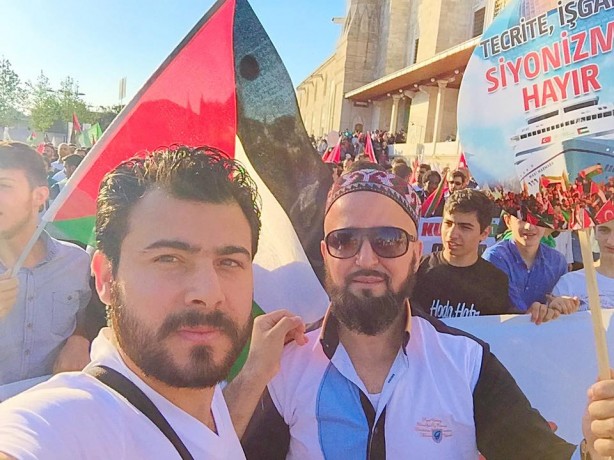 Foto - Onbinlerce Müslüman Mavi Marmara ve Filistin için yürüdür