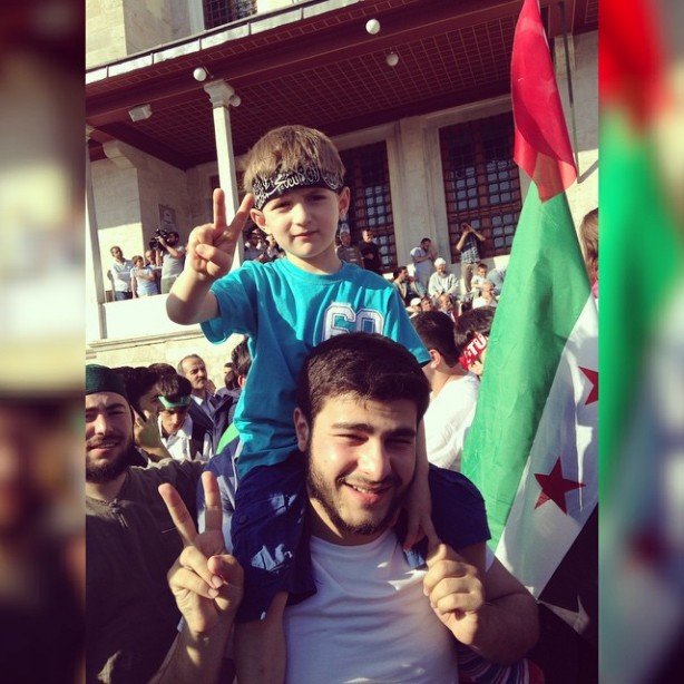 Foto - Onbinlerce Müslüman Mavi Marmara ve Filistin için yürüdür